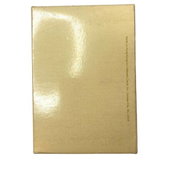 1978 VIntage Christmas Angel Hallmark Ornament - Picture 3 of 4